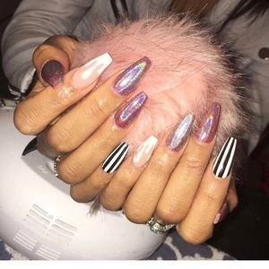 Meet your Posher, Nora